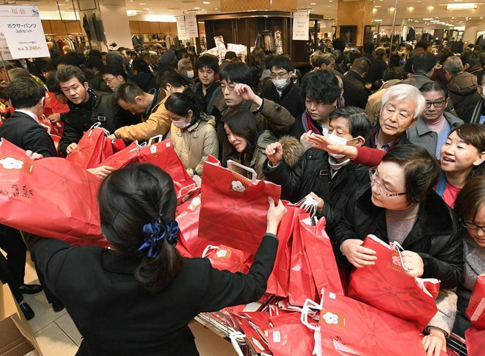 3大假珠宝集中地，游客花了很多钱，却还是被坑