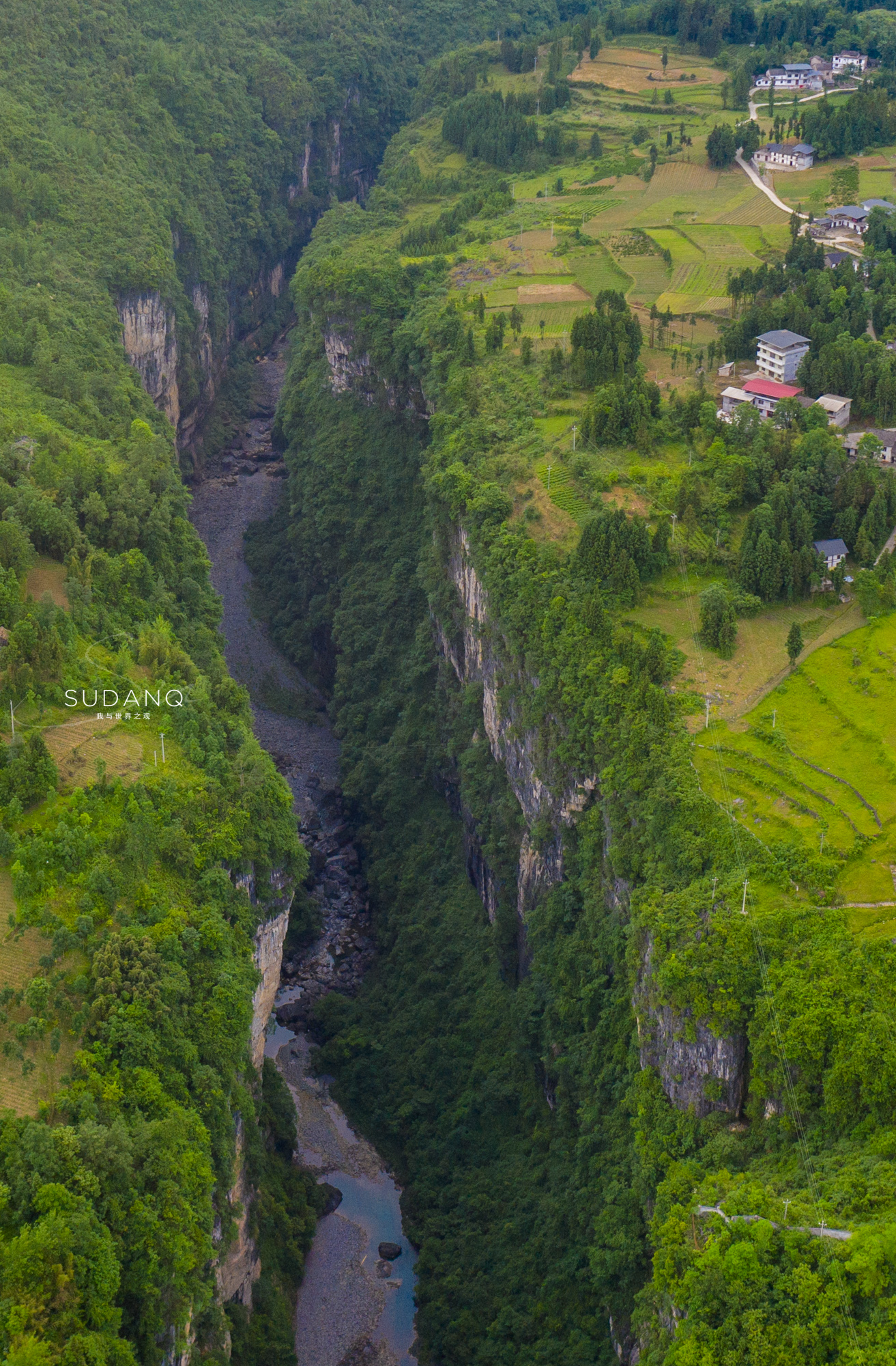 地球最美伤疤马岭河峡谷,地球最美的东非大裂谷