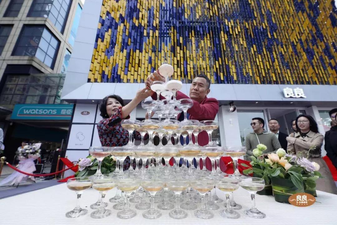 南昌良良母婴用品,南昌良良旗舰