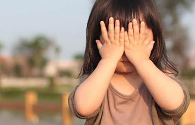 孩子遇事逃避是如何形成的,孩子遇事就退缩怎么引导