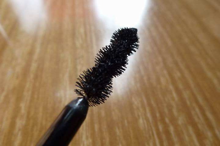 挤不出来的粉底液怎么办,粉底液挤不出来了有什么办法