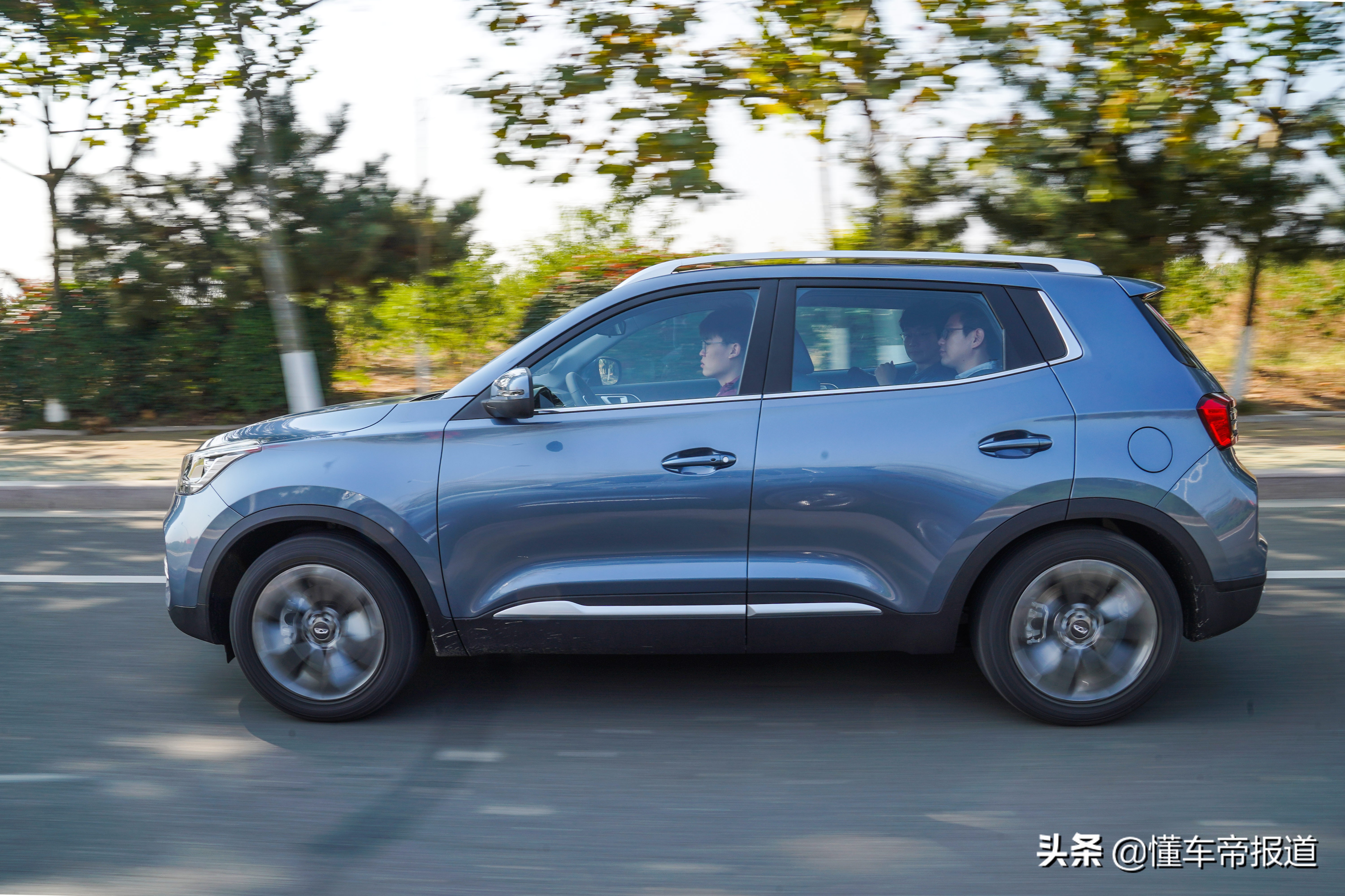 奇瑞瑞虎5xhero试驾视频,瑞虎5x2019款hero1.5lcvt时尚版优缺点