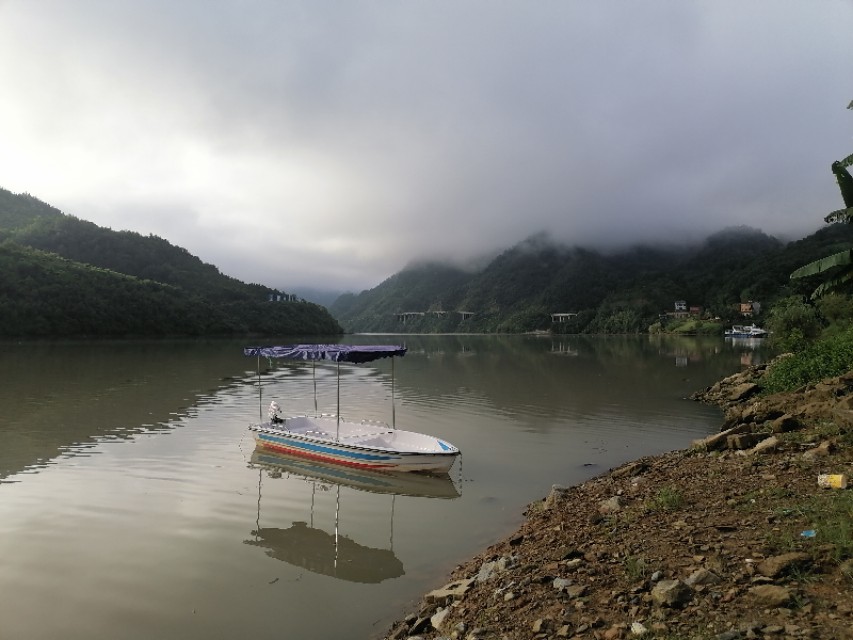 宁静优雅的古镇,宁静古朴原生态古村