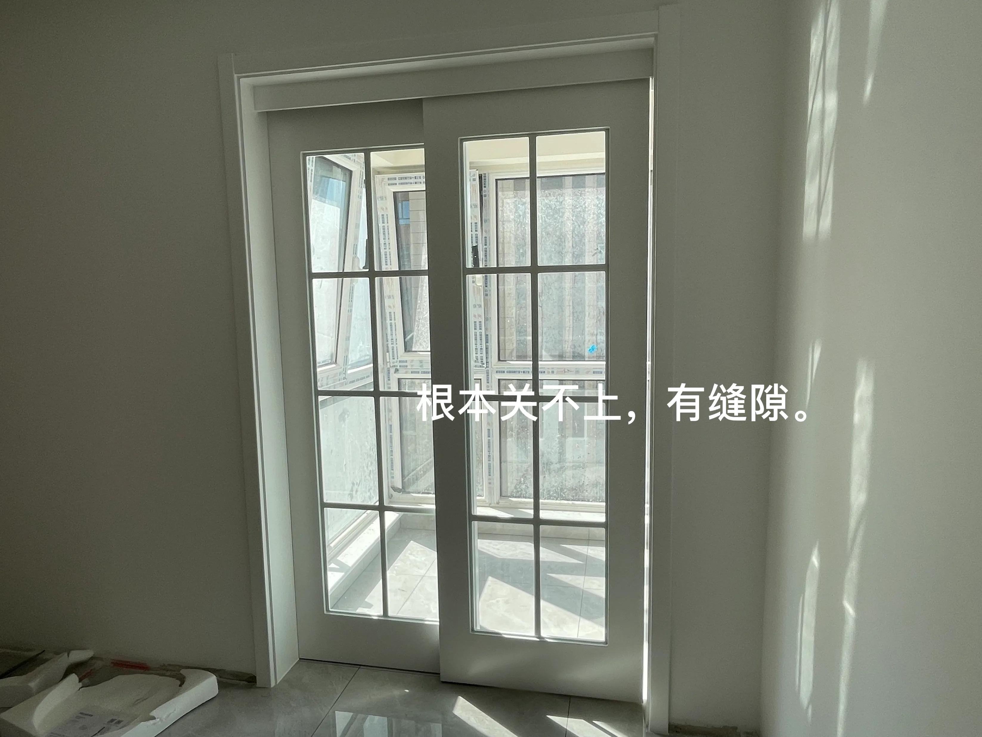 吊轨推拉门坏处图片,吊轨推拉门的使用感受