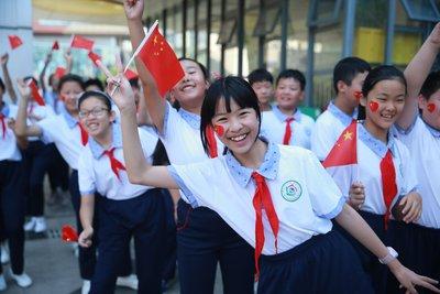 教育局回应校服,中国教育部关于校服的文件