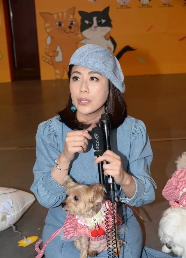 自认“狗奴才”!前TVB力捧花旦爱犬患白内障:花十万为其装义眼