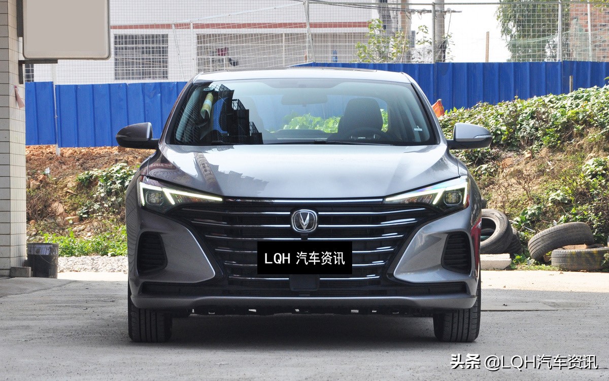 长安逸动plus与英朗对比,长安逸动plus和英朗哪个更值得买