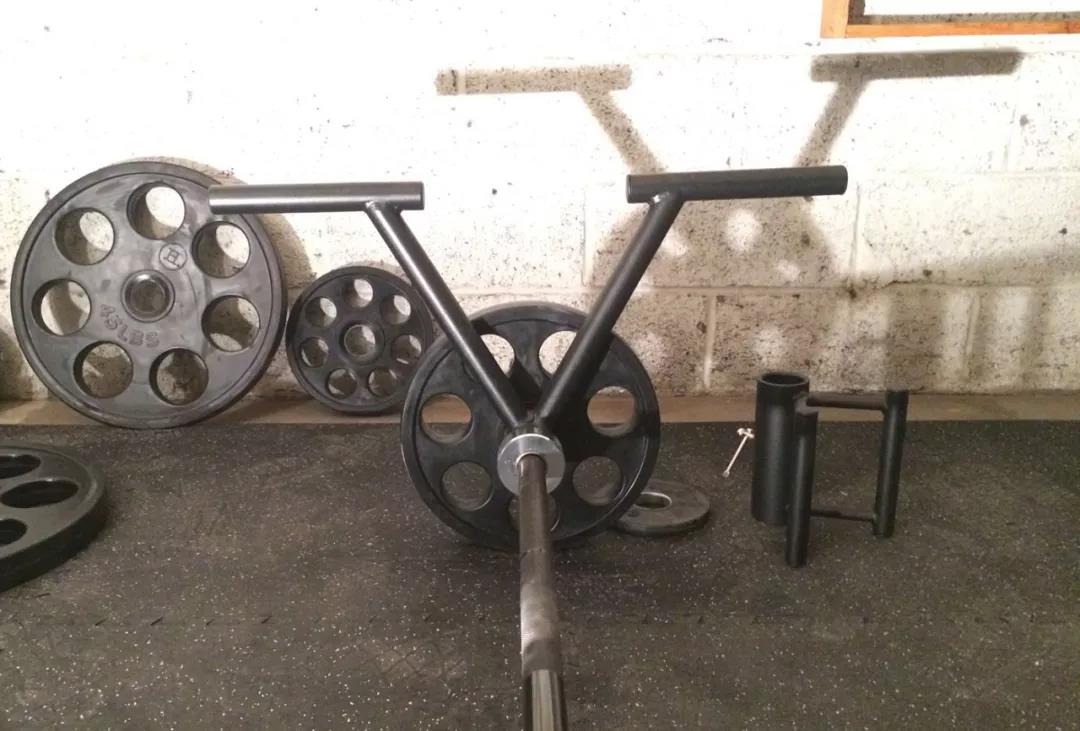 杠铃划船练背几个动作,最好的练背动作杠铃划船