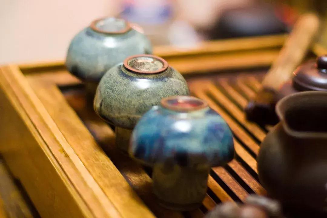 为什么有的茶可以煮而不能久泡呢,茶是泡着喝好还是煮着喝好