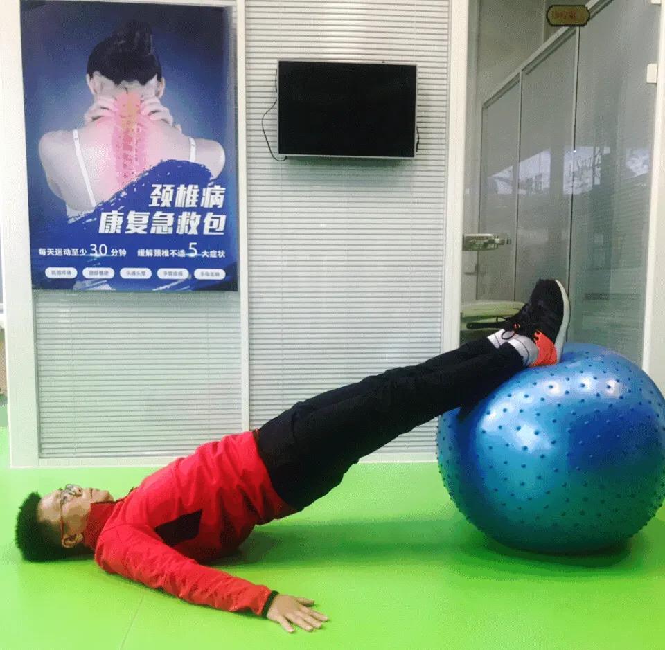 世界脊柱日别再忽视脊柱问题,一套很实用的腰椎病自我矫正方法