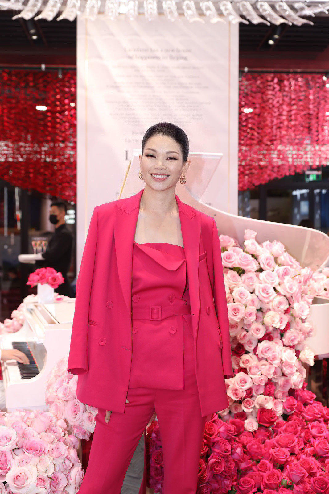 吕燕被说丑,吕燕穿搭