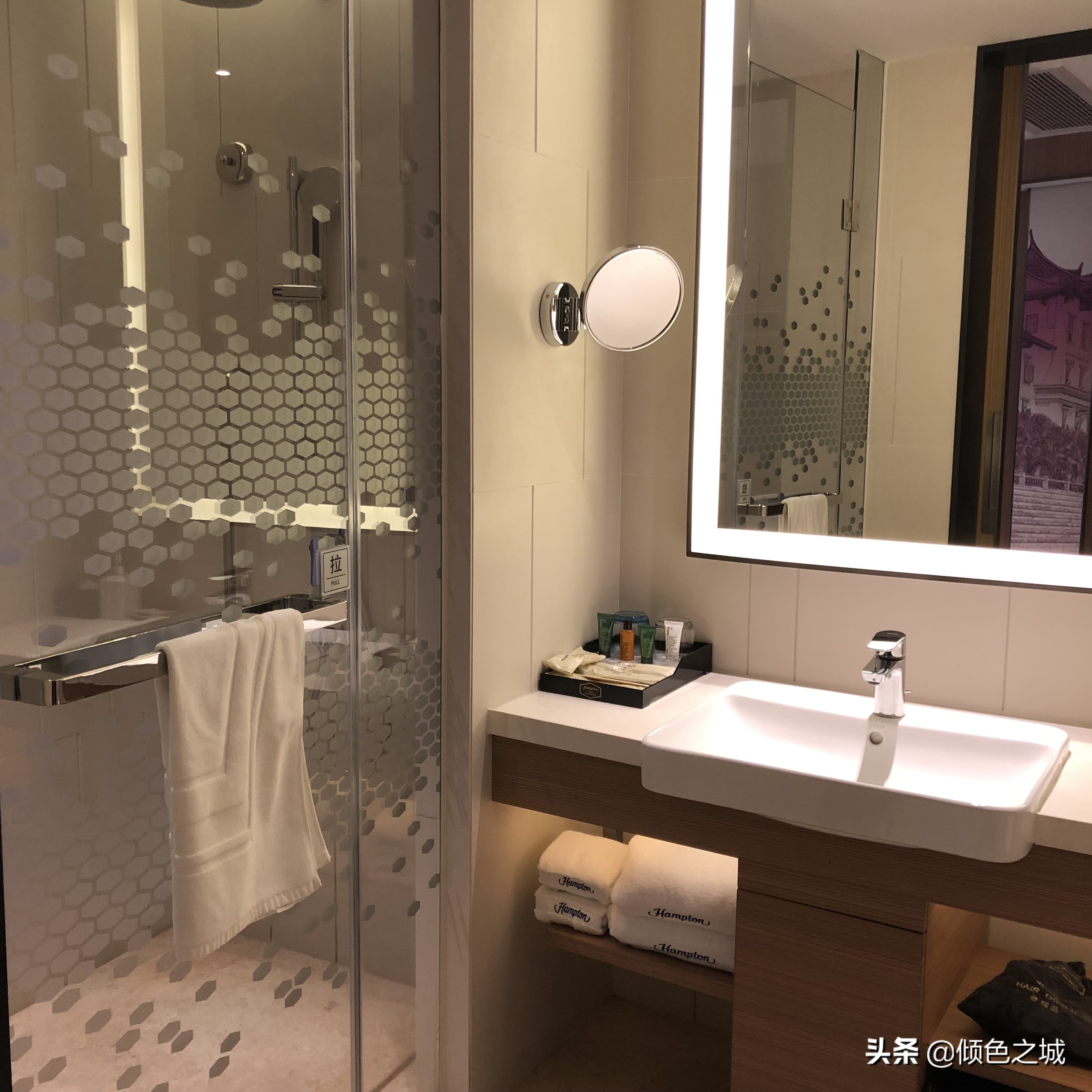 入住厦门宾馆,厦门希尔顿欢朋酒店房间