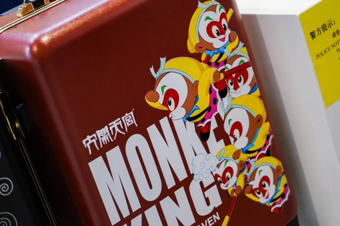 男装女装潮流感爆棚,冬季潮流男装女装穿搭