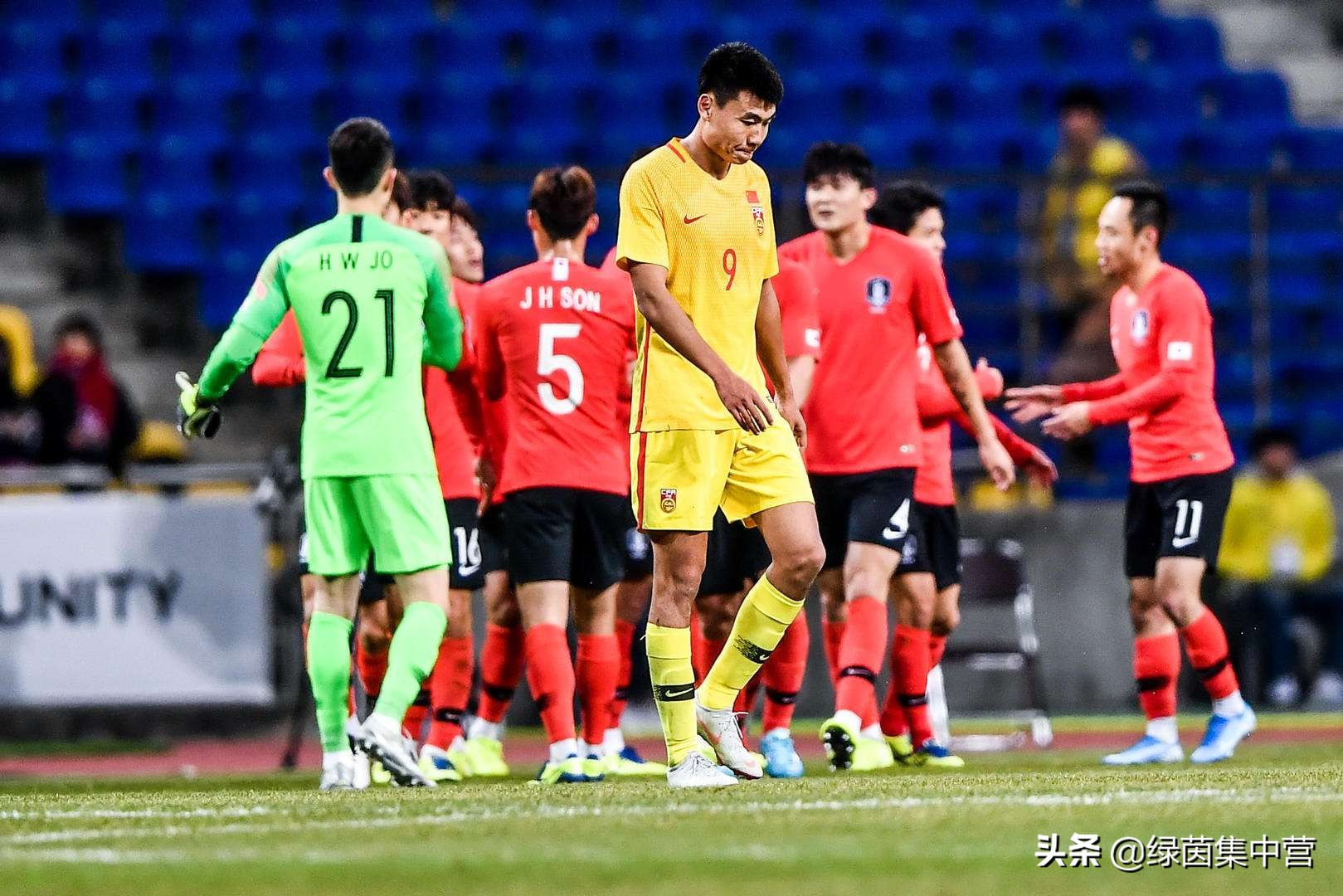 东亚四强赛国足3:0,东亚杯国足最好成绩