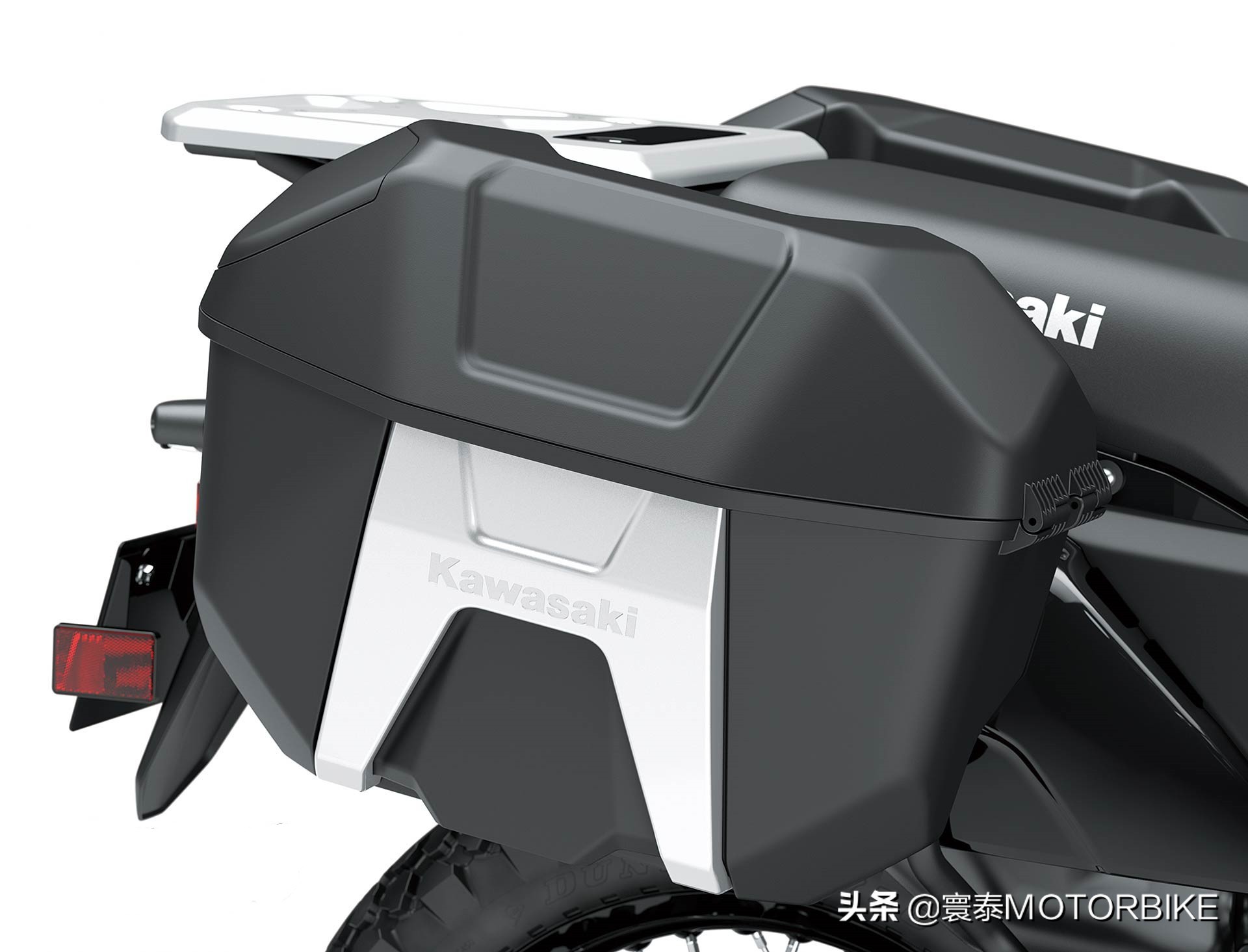 川崎KLR650“重装”回归！成为大单缸拉力车阵中一枝独秀