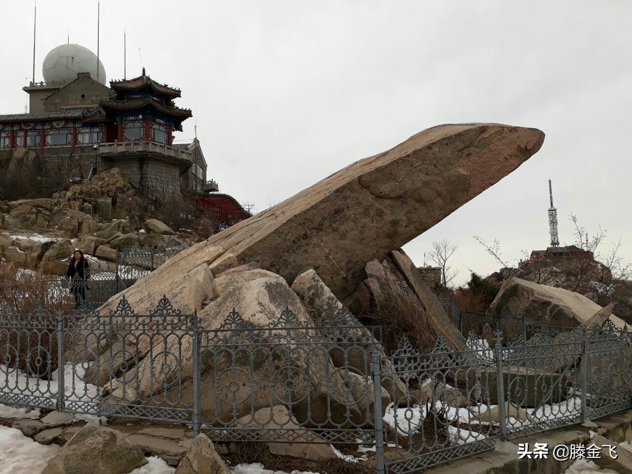 泰山之巅玉皇顶图片,泰山之巅玉皇顶五岳独尊