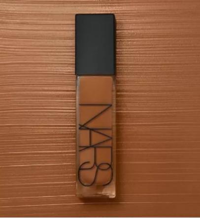 阿玛尼迪奥dw粉底液哪个好,迪奥哪一款粉底液带细闪