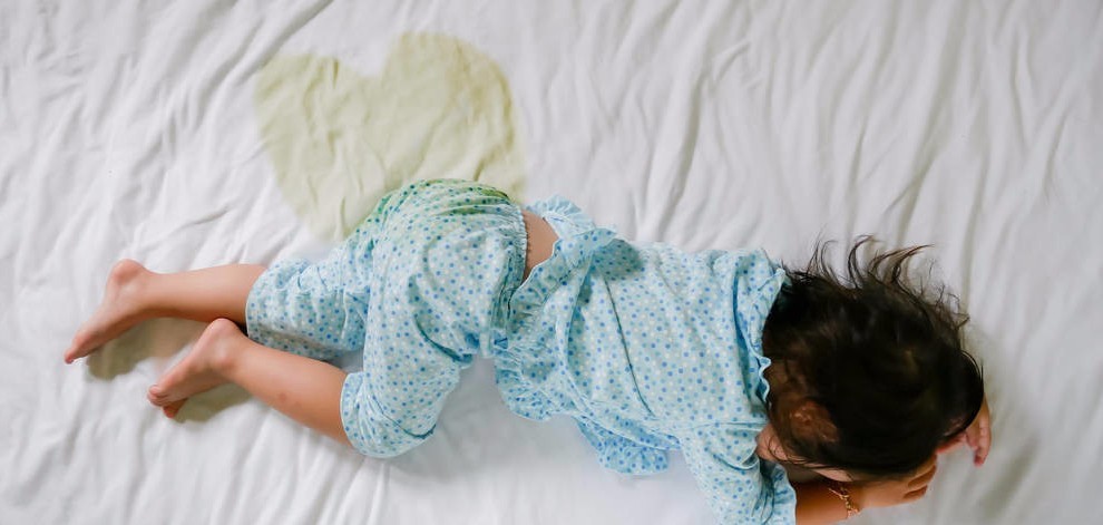 黄磊教育女儿的技巧书,黄磊机智回应女儿尿床