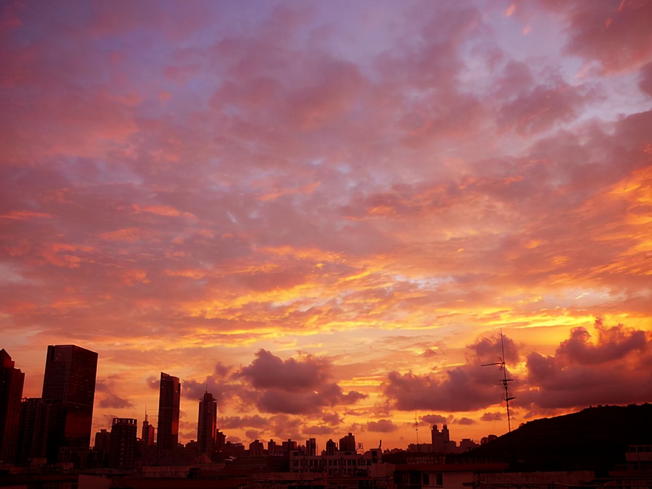 地震带来什么启发,绝大多数地震发生在地球哪个部位