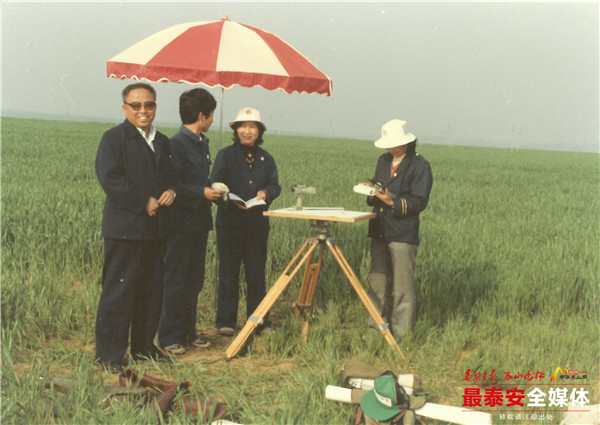 一条条公路,一条条公路纵横交错