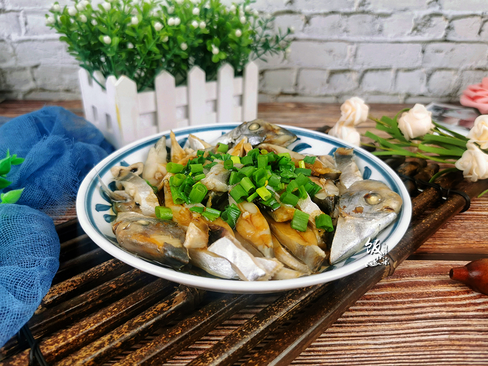 一条大鲳鱼营养价值,鲳鱼营养数据