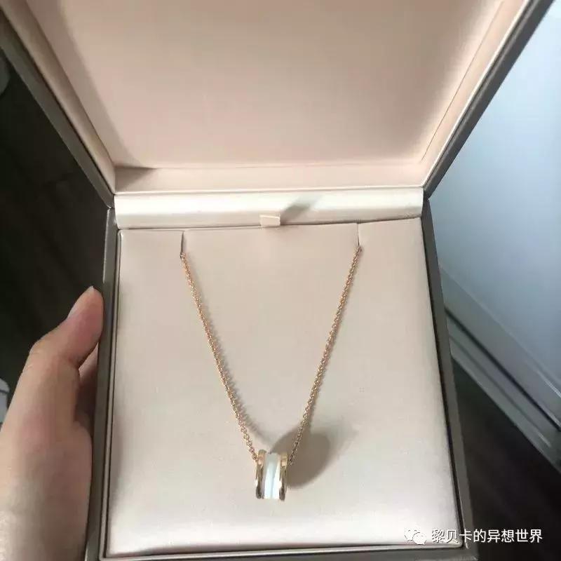 这些东西买的时候肉痛却天天用，她们说值了