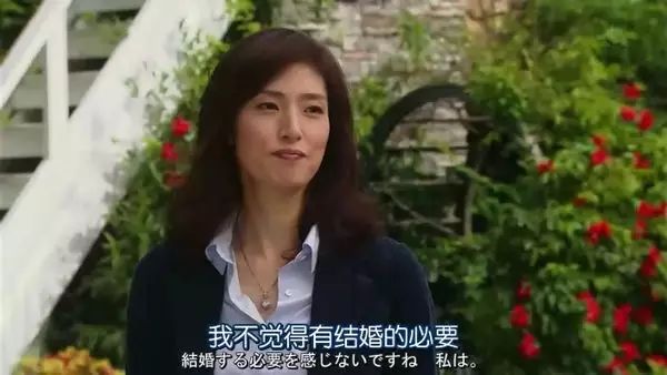 宝冢歌剧团男役可爱片段,宝冢歌剧团男役展示魅力