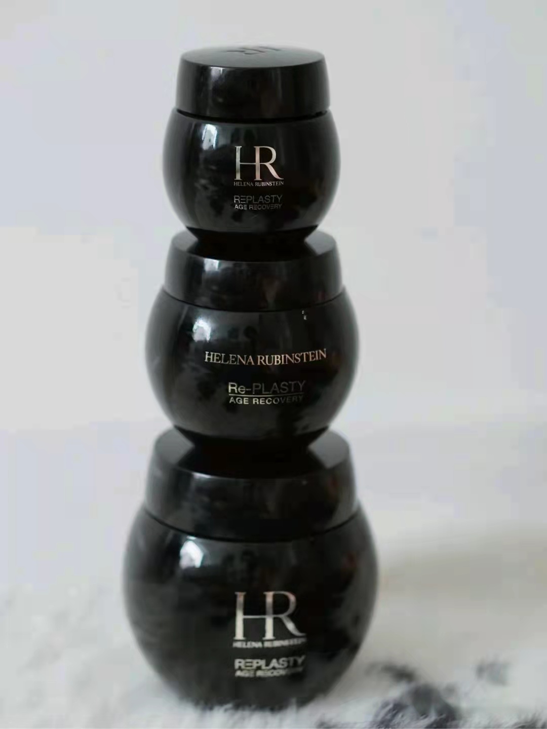 欧莱雅和赫莲娜面霜哪个好,海蓝之谜比赫莲娜好吗