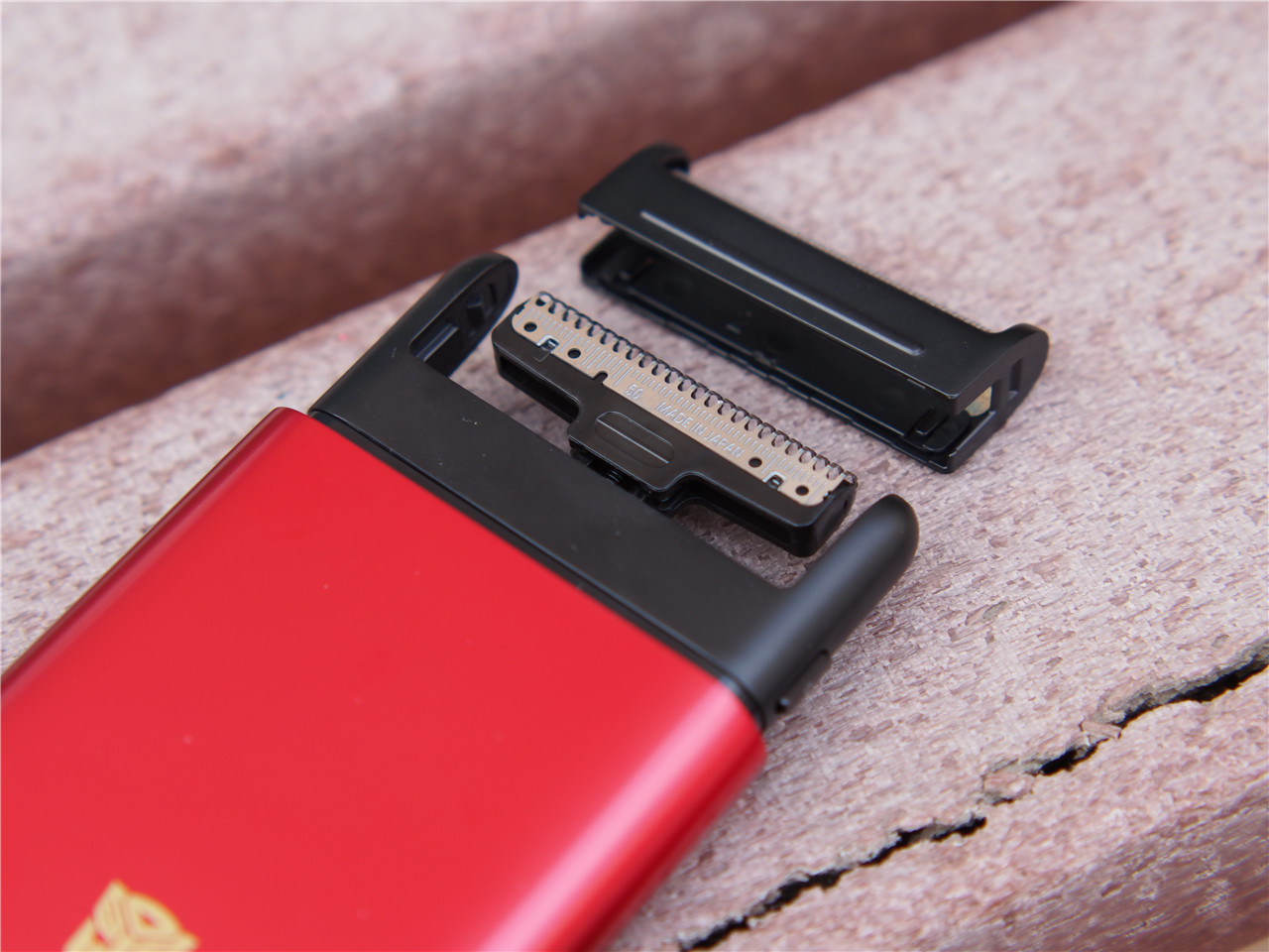 须眉剃须刀变形金刚,须眉变形金刚版剃须刀