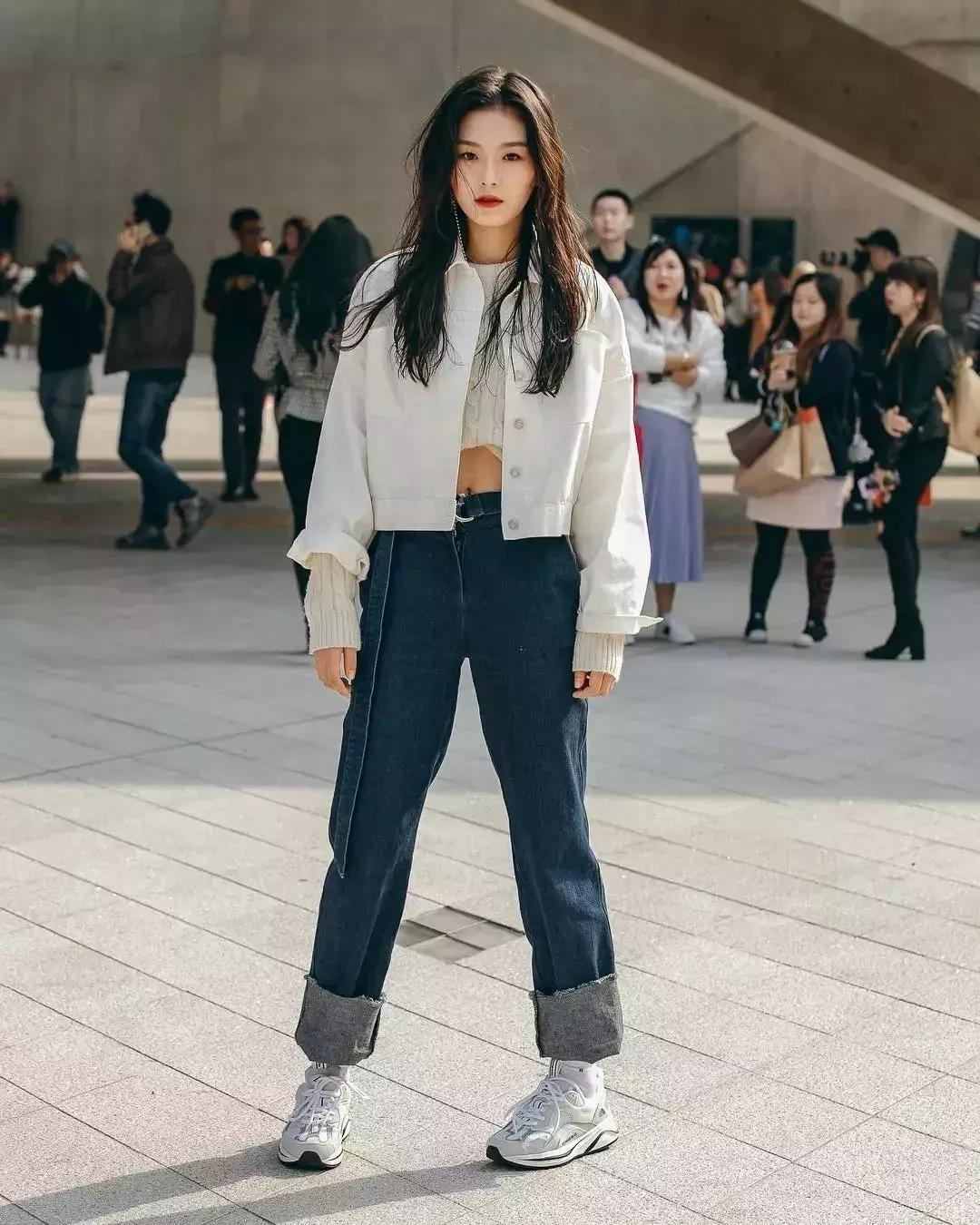 牛仔裤平底鞋穿搭时尚女装,牛仔裤平底鞋搭配视频