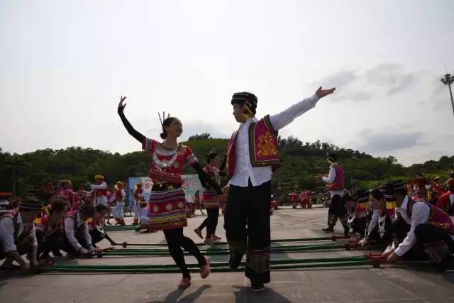 舌尖上的56个民族,舌尖上的100种美食