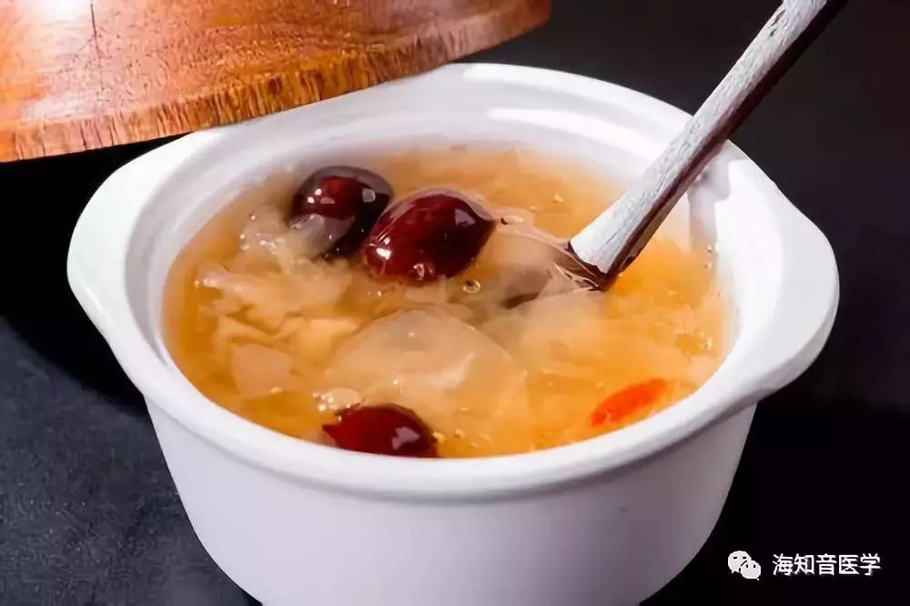 干燥会导致流鼻血喉咙痛吗,嗓子干痛流鼻血怎么办