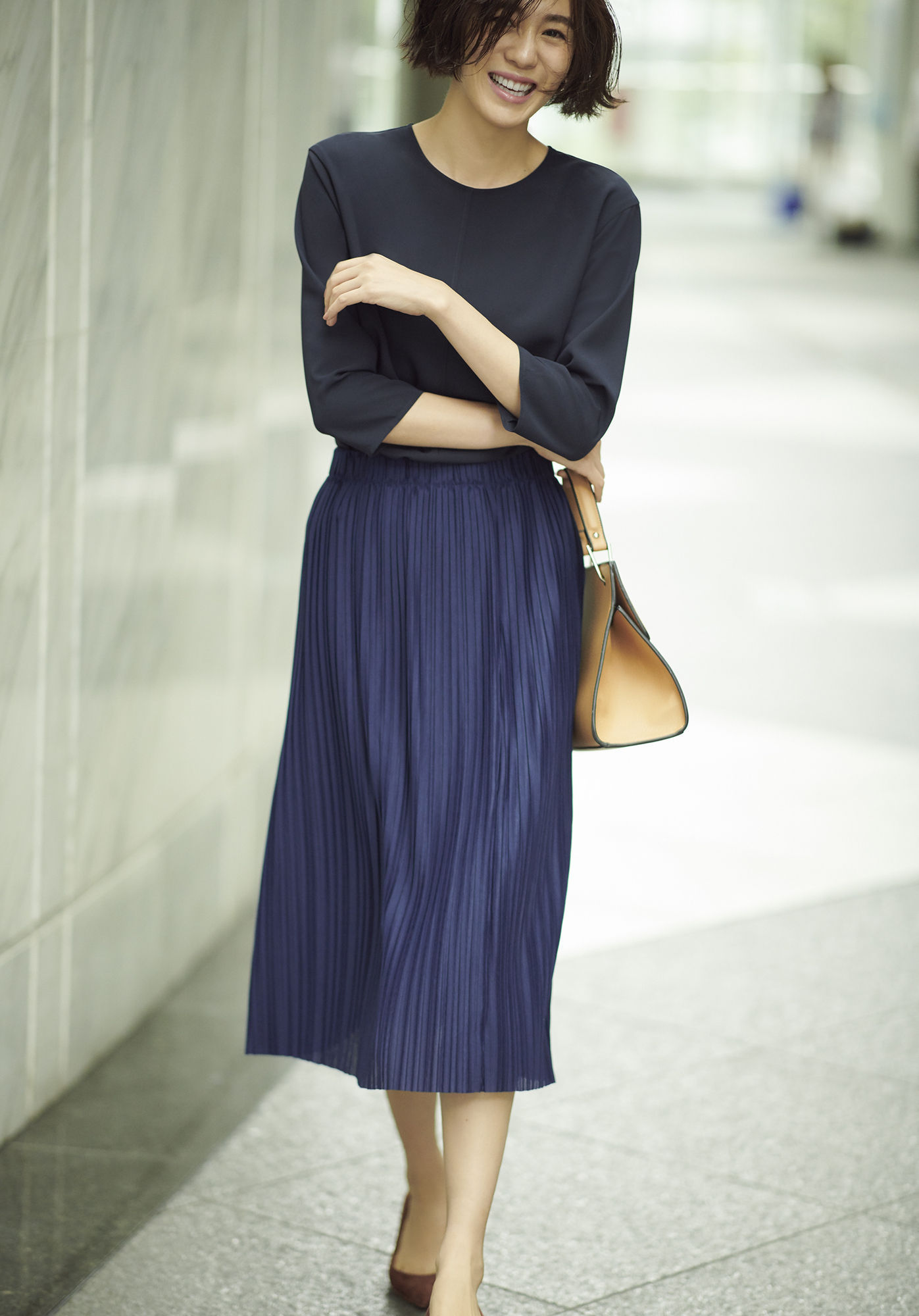 干净利落职业装,利落黑色职业装