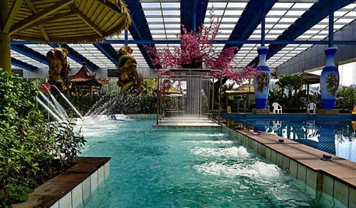 临朐温泉揽翠湖是真温泉,潍坊临朐揽翠湖天沐温泉