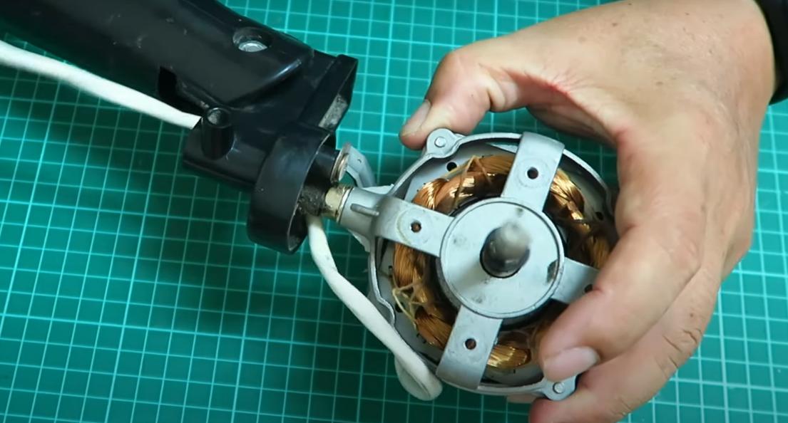 家用电风扇常见故障及解决办法,电风扇装错了怎么拆下来