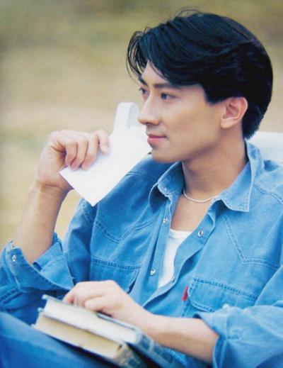 生意赔千万，陷桃色丑闻，“渣男洗白”直播2小时挣7000万