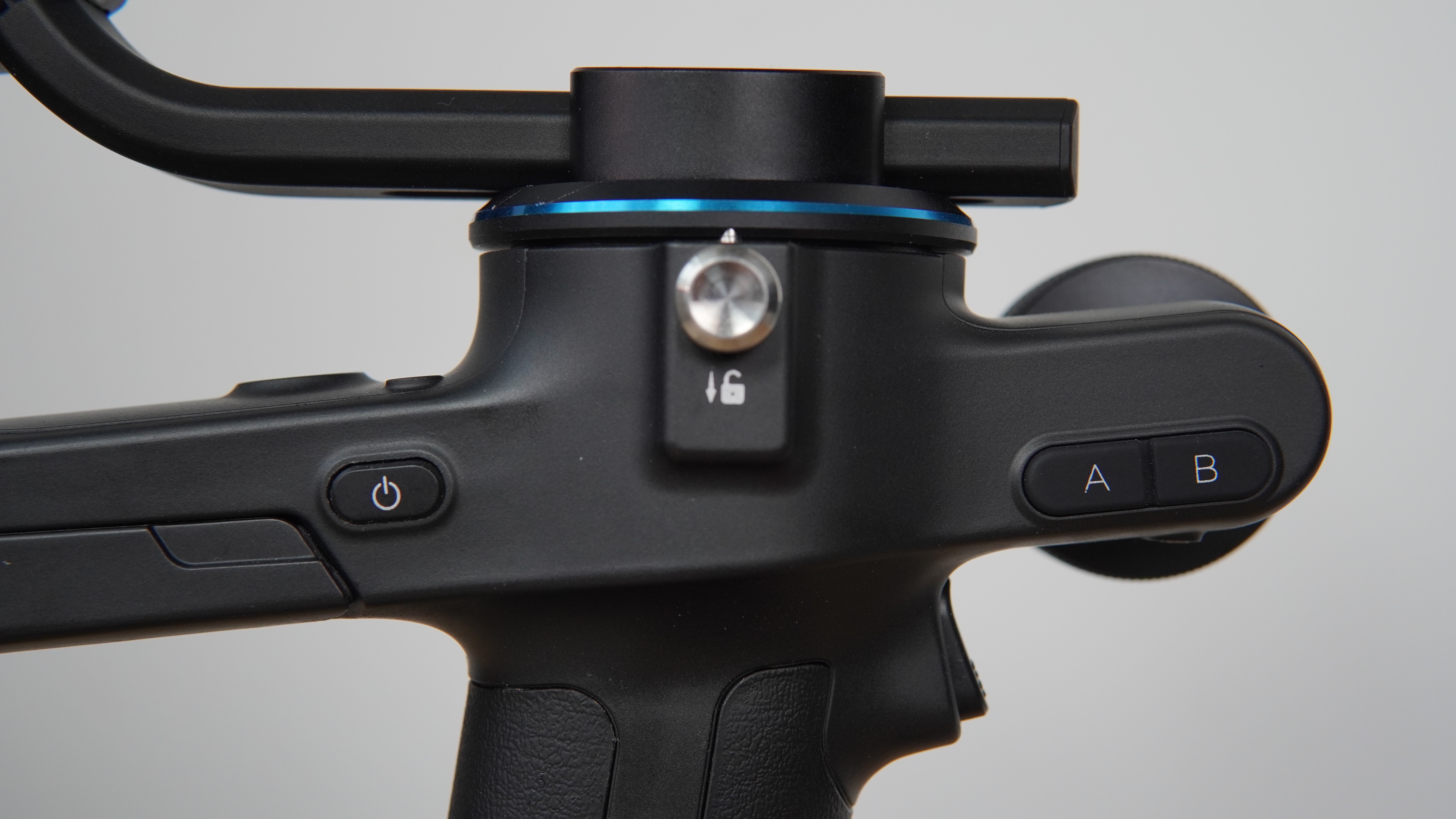 飞宇蝎子scorppro稳定器值得入手吗,飞宇scorpc稳定器和蝎子mini区别