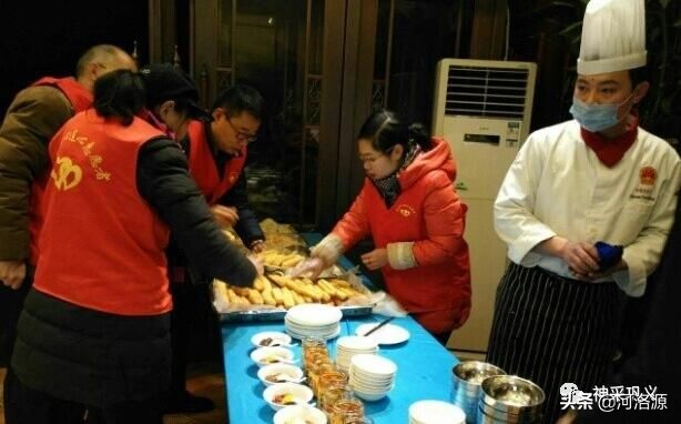 今天腊八节，快来巩义这些地方免费喝腊八粥啦！要赶早哦！