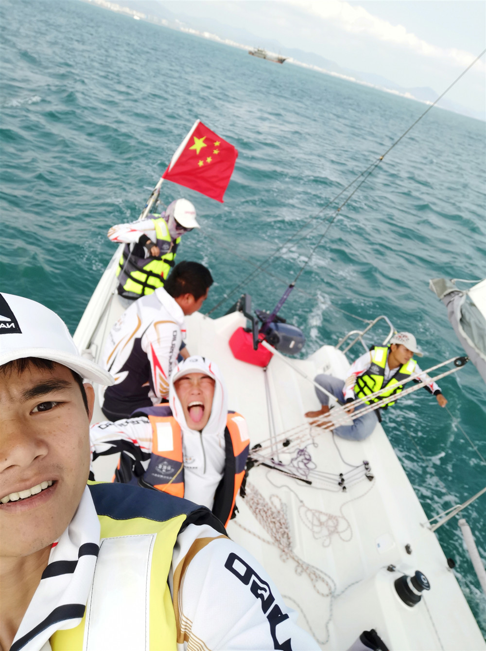 三亚游船出海和游艇出海的区别,三亚坐游艇飞机帆船攻略