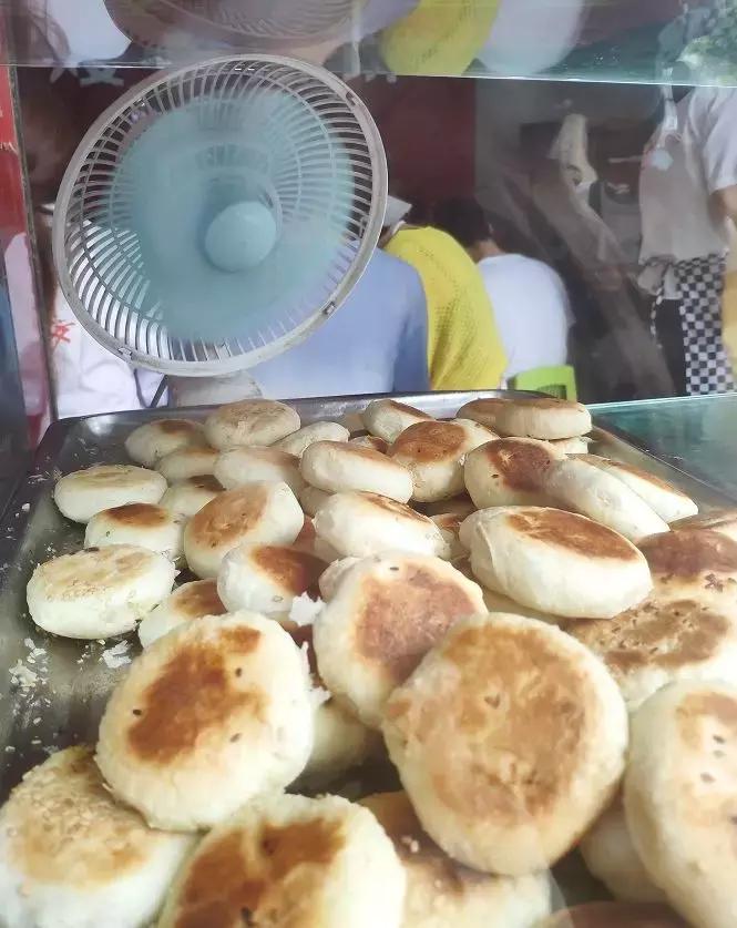 贵阳矮子馅饼哪家最好吃,南京矮子馅饼是特色吗