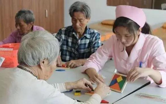 厦门网友吐槽：月薪3500老婆全职主妇，二胎后生活过得如此苦逼