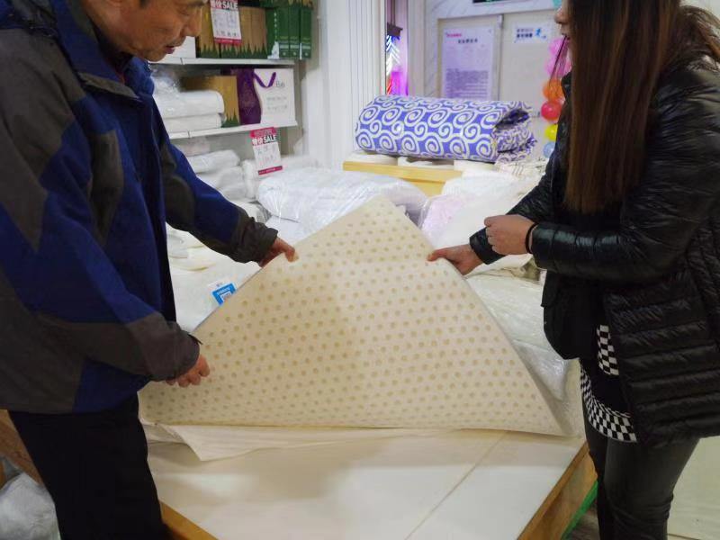 天通尾货商城一层甩货进入倒计时30天,二层知名品牌入驻