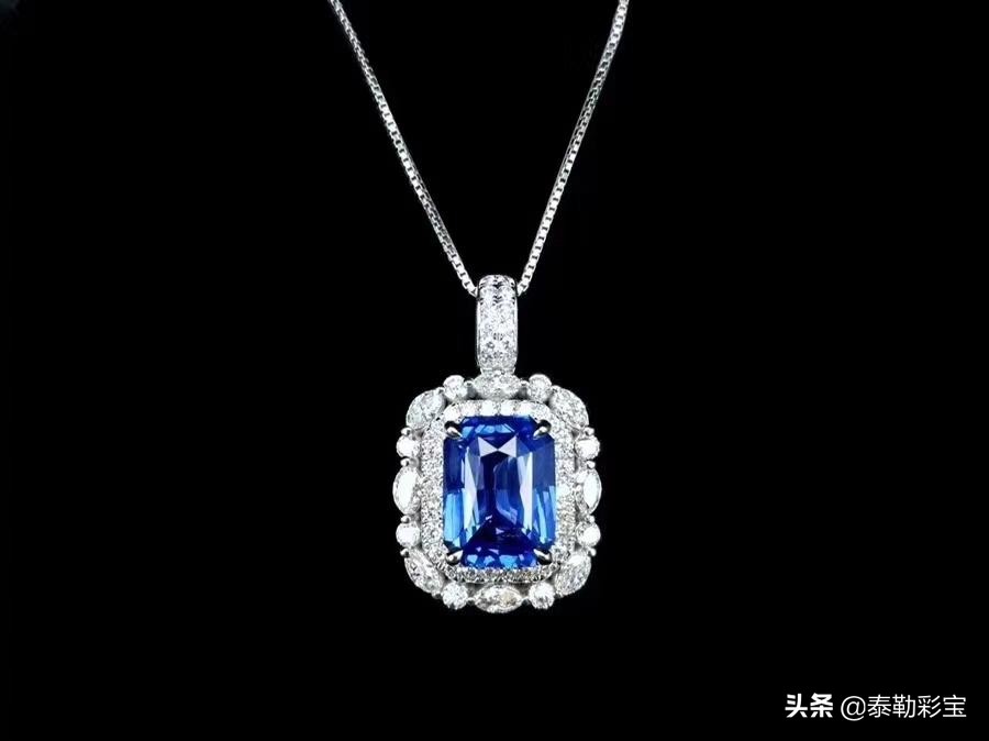 金镶宝石吊坠如何洗,不戴的吊坠怎么清洗放起来