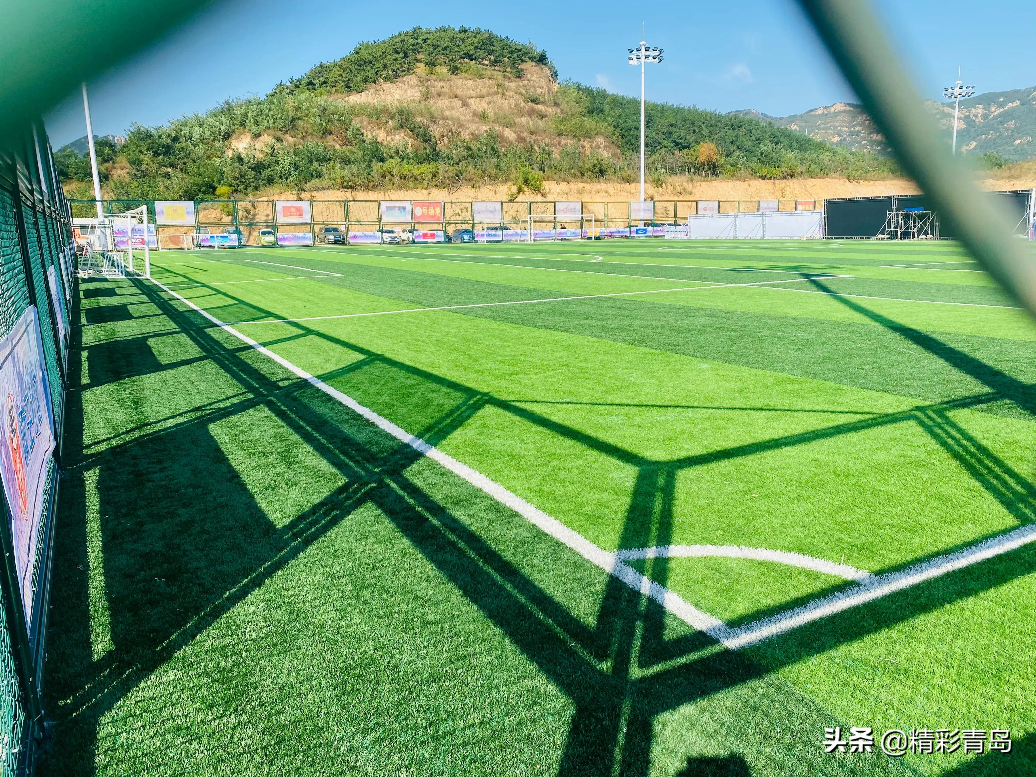 2018年崂山区社区杯足球比赛,踢球去社区联赛