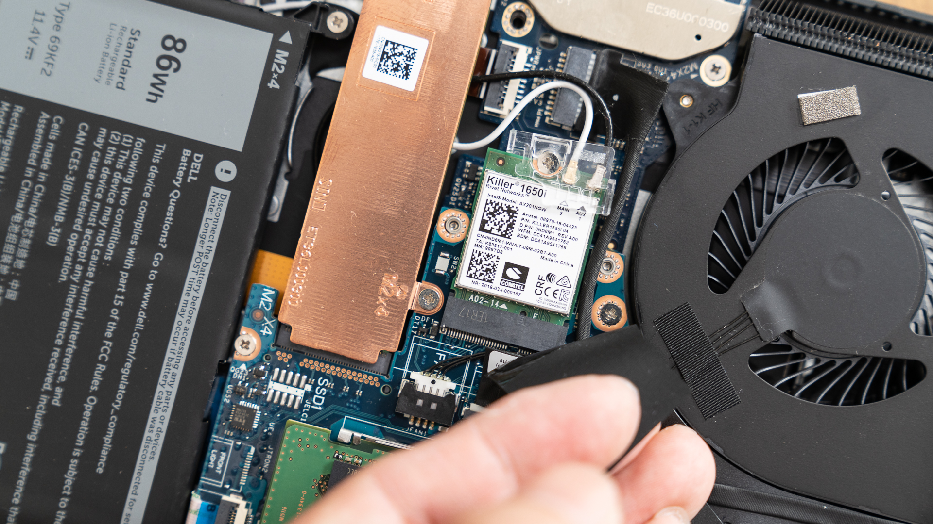 玩家的终极梦想英雄联盟,alienwarem15r6游戏本外观