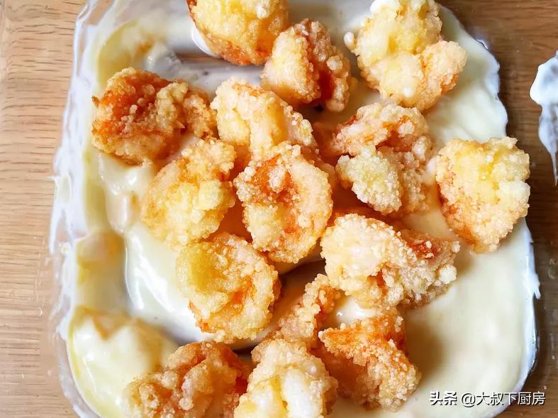 水果菠萝虾的做法,芒果百香果虾球做法