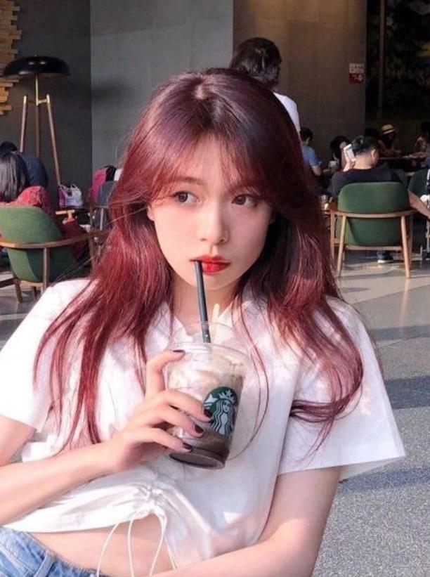 现在黄头发染什么颜色好,今年流行哪种棕色头发