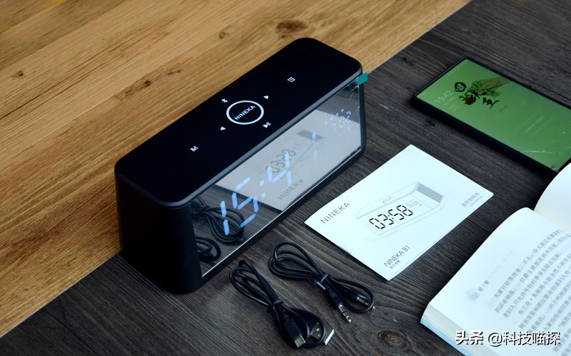 蓝牙音箱时钟闹钟,蓝牙音箱时钟夜灯语音唤醒一体