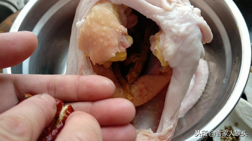 正宗猪肚鸡煲做法视频,客家猪肚鸡汤怎么做有营养