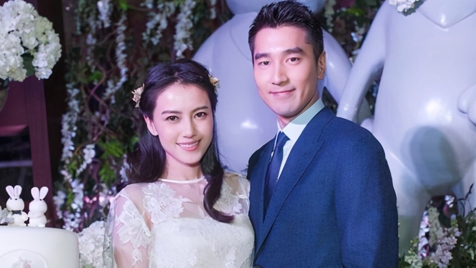 被公公挑剔、感情风评不好又怎样？高圆圆有视她如珍宝的赵又廷啊